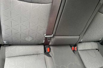 Toyota Rav4 2.5 VVT-h Design SUV 5dr Petrol Hybrid CVT Euro 6 (s/s) (218 ps)