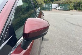 Nissan Qashqai 1.3 DIG-T MHEV (158 PS) Acenta Premium 5 Door Petrol Hybrid SUV 
