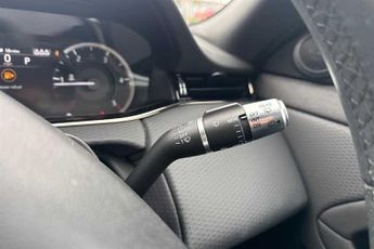 LAND ROVER RANGE ROVER EVOQUE 2.0 D150 MHEV R-Dynamic SUV 5dr Diesel Auto 4WD Euro 6 (s/s) (15
