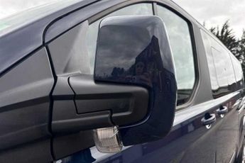 FORD TOURNEO CUSTOM 2.0 320 EcoBlue Zetec Minibus Double Cab 5dr Diesel Auto L2 Euro