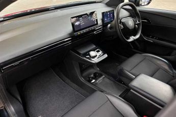 MG MG4 EV 64kWh Trophy Long Range Hatchback 5dr Electric Auto (203 ps)