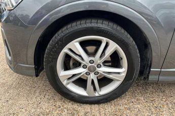 AUDI Q3 2.0 TDI 35 S line SUV 5dr Diesel S Tronic Euro 6 (s/s) (150 ps)
