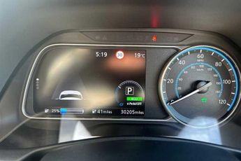 Nissan Leaf 40kWh Tekna Hatchback 5dr Electric Auto (150 ps)