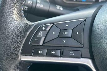 Nissan Leaf 40kWh Tekna Hatchback 5dr Electric Auto (150 ps)