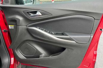 Vauxhall Grandland 1.2 Turbo Ultimate SUV 5dr Petrol Auto Euro 6 (s/s) (130 ps)