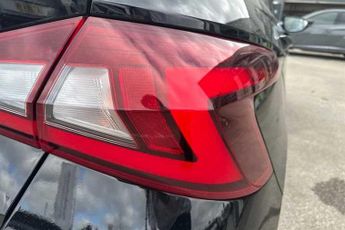 HYUNDAI i20 1.0 T-GDi MHEV Premium Hatchback 5dr Petrol Hybrid DCT Euro 6 (s