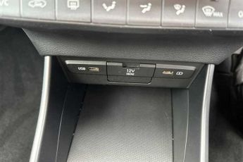 HYUNDAI i20 1.0 T-GDi MHEV Premium Hatchback 5dr Petrol Hybrid DCT Euro 6 (s
