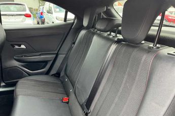 VAUXHALL MOKKA Electric 50kWh GS SUV 5dr Electric Auto (136 ps)