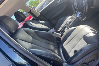 MG MG5 Exclusive Long Range Automatic (156ps)