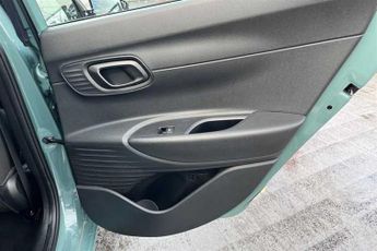 Hyundai i20 1.0 T-GDi MHEV SE Connect Hatchback 5dr Petrol Hybrid DCT Euro 6