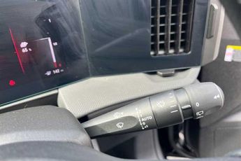 Vauxhall Astra Electric 54 kWh (156 PS) Ultimate 5 Door Electric Hatchback Automatic 