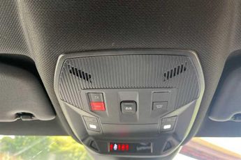 Vauxhall Astra Electric 54 kWh (156 PS) Ultimate 5 Door Electric Hatchback Automatic 