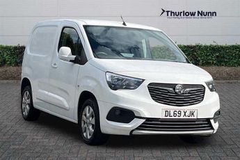 Vauxhall Combo 1.5 Turbo D (100 PS) Limited Edition Nav 2000 L1H1 Panel Van ***