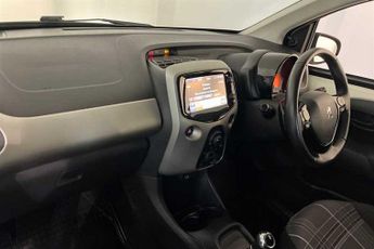 Peugeot 108 1.0 Active Hatchback 5dr Petrol 2 Tronic Euro 6 (68 ps)