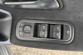 MERCEDES-BENZ A CLASS 2.0 A250 AMG Line (Premium) Hatchback 5dr Petrol 7G-DCT 4MATIC E