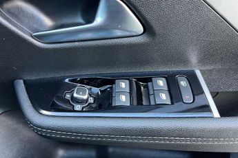Vauxhall Astra Electric 54 kWh (156 PS) GS 5 Door Electric Hatchback Automatic