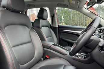 MG ZS 72.6kWh Trophy Long Range SUV 5dr Electric Auto (156 ps)