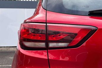 MG ZS 72.6kWh Trophy Long Range SUV 5dr Electric Auto (156 ps)