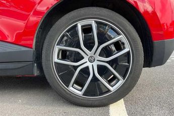 MG MG4 EV 64kWh Trophy Long Range Hatchback 5dr Electric Auto (203 ps)