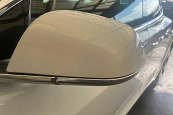 TESLA MODEL 3 Standard Range Plus Saloon 4dr Electric Auto RWD (241 bhp)