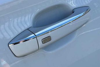 MG ZS 72.6kWh Trophy Long Range SUV 5dr Electric Auto (156 ps)