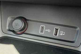 MG ZS 72.6kWh Trophy Long Range SUV 5dr Electric Auto (156 ps)