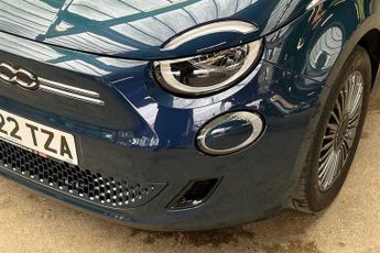 FIAT 500E 42kWh Icon Hatchback 3dr Electric Auto (118 ps)