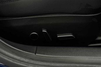 TESLA MODEL 3 Standard Range Plus Saloon 4dr Electric Auto RWD (241 bhp)
