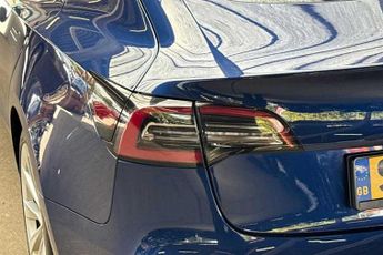TESLA MODEL 3 Standard Range Plus Saloon 4dr Electric Auto RWD (241 bhp)