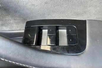 TESLA MODEL 3 (Dual Motor) Long Range Saloon 4dr Electric Auto 4WDE (346 ps)