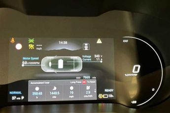 MG ZS 72.6kWh Trophy Connect Long Range SUV 5dr Electric Auto (156 ps)