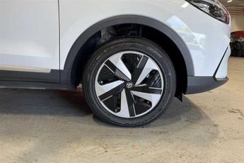 MG ZS 72.6kWh Trophy Connect Long Range SUV 5dr Electric Auto (156 ps)