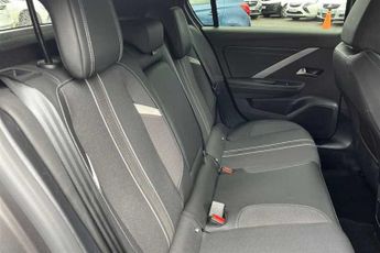 Vauxhall Astra Electric 54kWh GS Hatchback 5dr Electric Auto (156 ps)