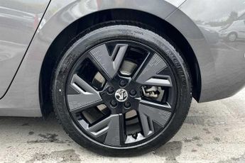 Vauxhall Astra Electric 54kWh GS Hatchback 5dr Electric Auto (156 ps)