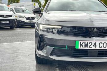 Vauxhall Astra Electric 54kWh GS Hatchback 5dr Electric Auto (156 ps)