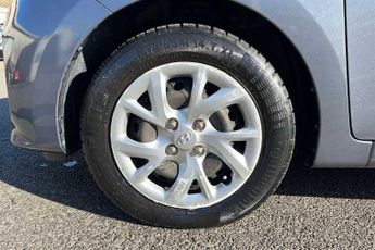 HYUNDAI i10 1.2 SE Hatchback 5dr Petrol Auto Euro 6 (87 ps)