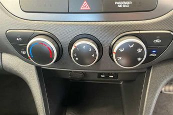 HYUNDAI i10 1.2 SE Hatchback 5dr Petrol Auto Euro 6 (87 ps)
