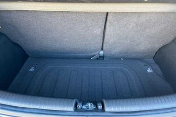 HYUNDAI i10 1.2 SE Hatchback 5dr Petrol Auto Euro 6 (87 ps)