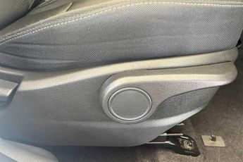 HYUNDAI i10 1.2 SE Hatchback 5dr Petrol Auto Euro 6 (87 ps)