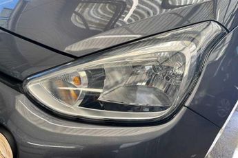 HYUNDAI i10 1.2 SE Hatchback 5dr Petrol Auto Euro 6 (87 ps)