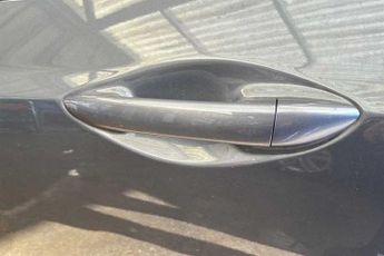 HYUNDAI i10 1.2 SE Hatchback 5dr Petrol Auto Euro 6 (87 ps)