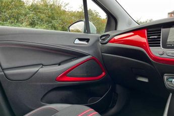 VAUXHALL CROSSLAND 1.2 Turbo SRi Edition SUV 5dr Petrol Auto Euro 6 (s/s) (130 ps)