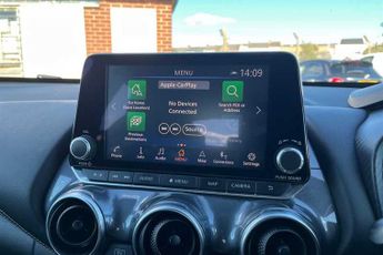 NISSAN JUKE 1.6 N-Connecta SUV 5dr Petrol Hybrid Auto Euro 6 (143 ps)