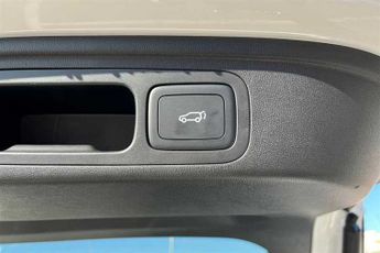 MG HS 1.5 T-GDI 24.7kWh Trophy SUV 5dr Petrol Plug-in Hybrid Auto Euro