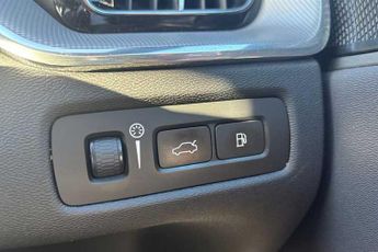 VOLVO XC60 2.0h T8 Twin Engine 11.6kWh R-Design Pro SUV 5dr Petrol Plug-in 