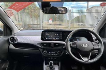 HYUNDAI i10 1.0 Premium Hatchback 5dr Petrol Auto Euro 6 (s/s) (67 ps)