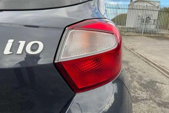 HYUNDAI i10 1.0 Premium Hatchback 5dr Petrol Auto Euro 6 (s/s) (67 ps)