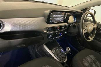 Hyundai i10 1.0 Premium Hatchback 5dr Petrol Auto Euro 6 (s/s) (67 ps)