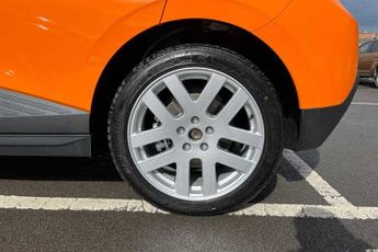 MG MG4 EV 64kWh Trophy Long Range Hatchback 5dr Electric Auto (203 ps)