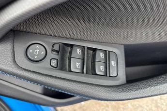 BMW 1 SERIES 2.0 M135i Hatchback 5dr Petrol Auto xDrive Euro 6 (s/s) (306 ps)